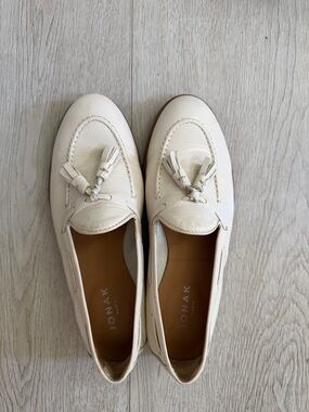 Jonak Cream Leather Tassel Loafers - Women's Slip-On Flats